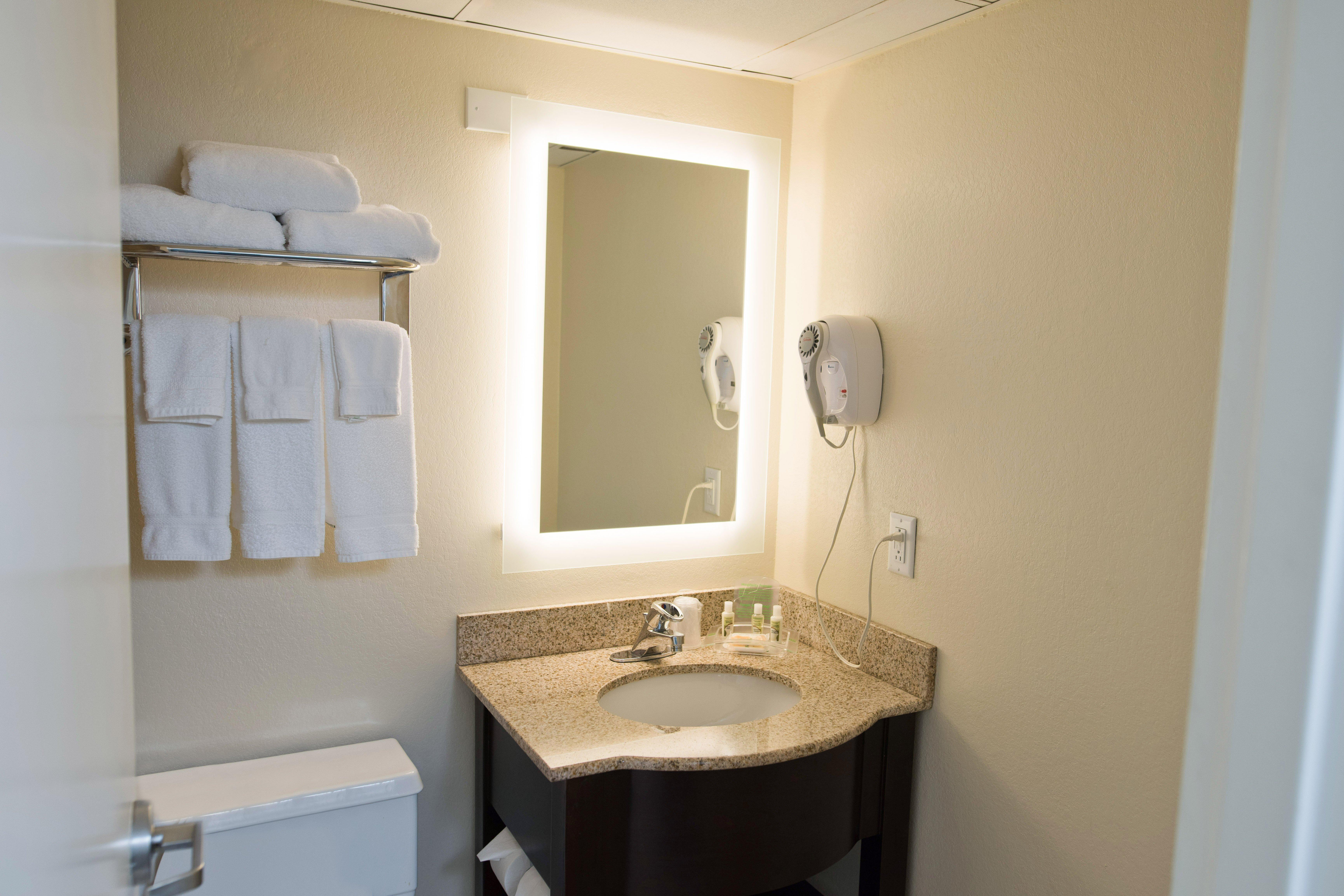 Holiday Inn Birmingham-Airport By Ihg Bagian luar foto