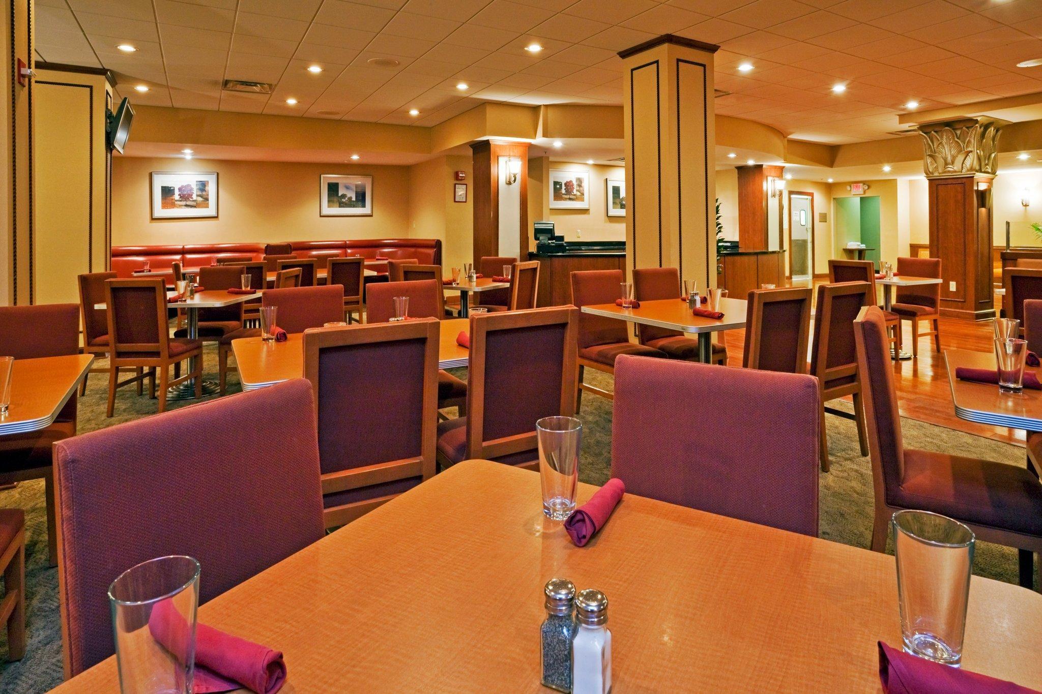 Holiday Inn Birmingham-Airport By Ihg Bagian luar foto