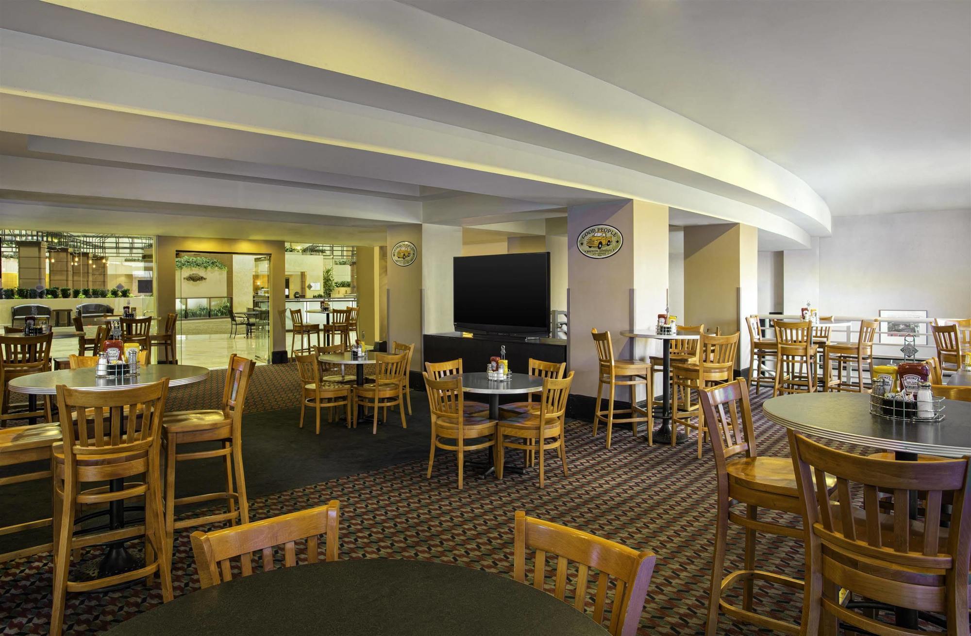 Holiday Inn Birmingham-Airport By Ihg Bagian luar foto