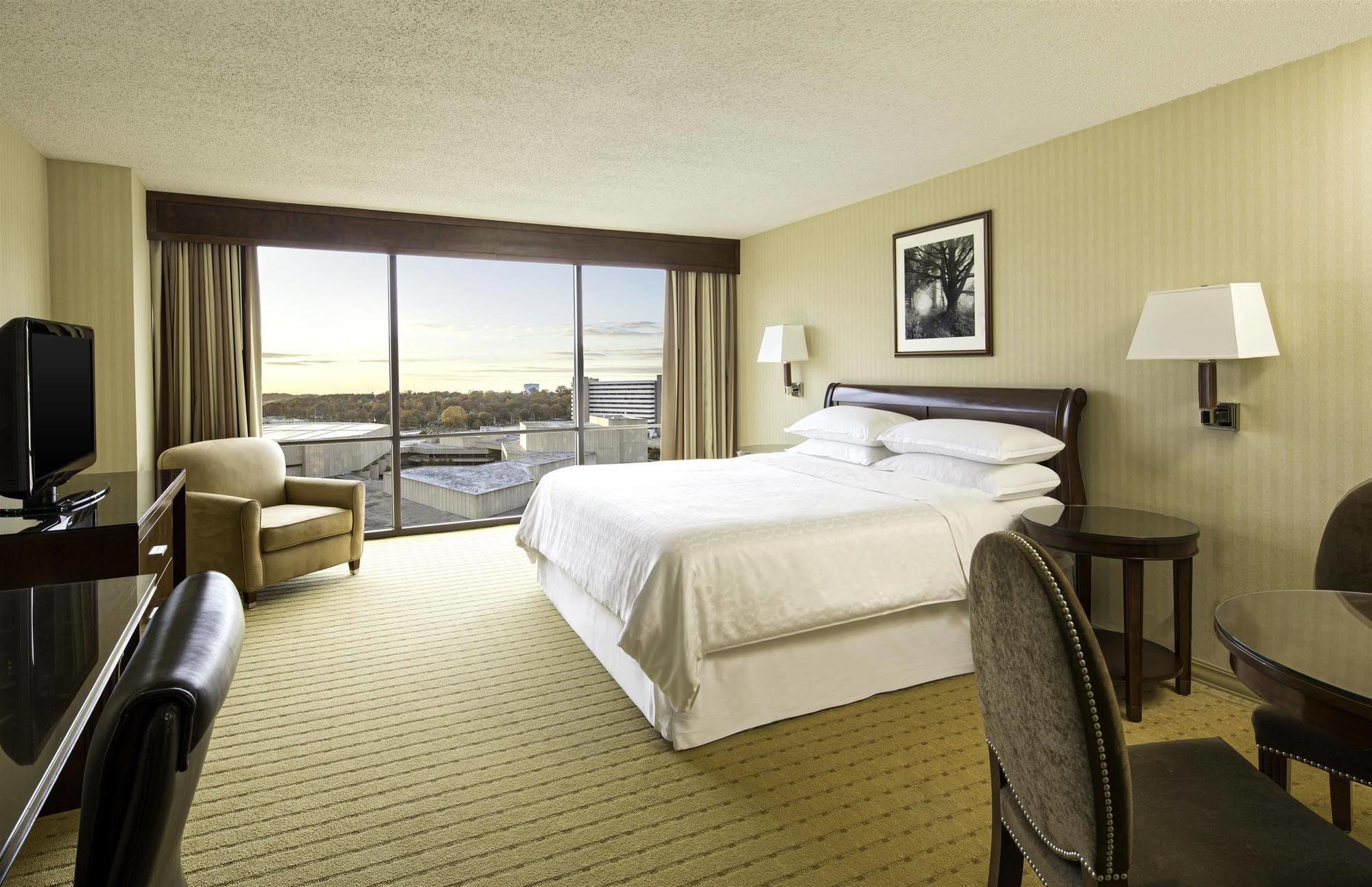 Holiday Inn Birmingham-Airport By Ihg Bagian luar foto