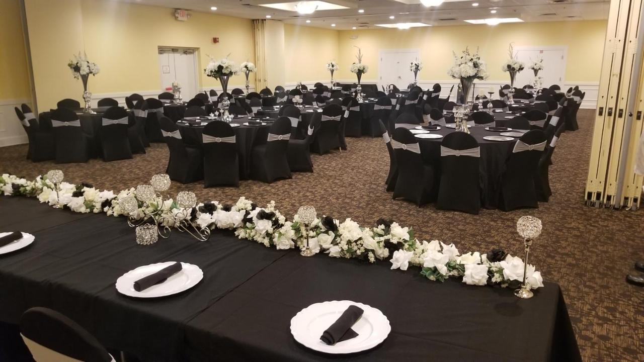 Holiday Inn Birmingham-Airport By Ihg Bagian luar foto